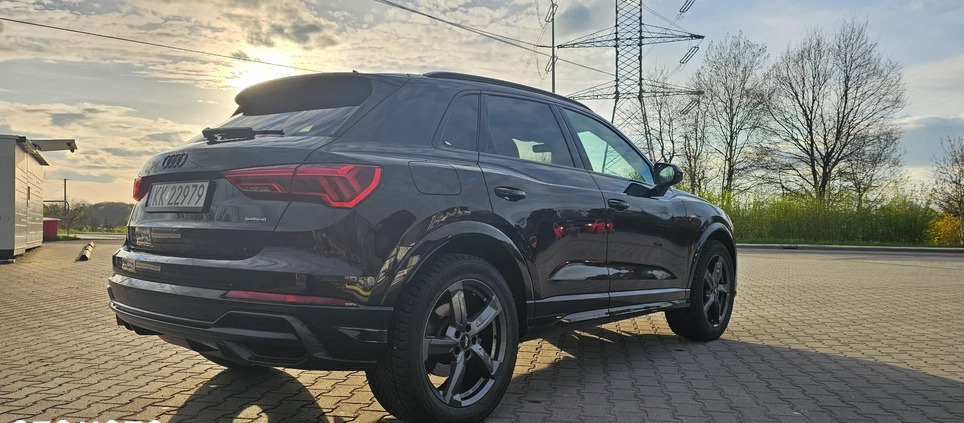 Audi Q3 cena 154999 przebieg: 17000, rok produkcji 2022 z Wieliczka małe 529